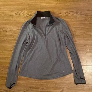 Gray Athletic Long Sleeve Pull Over Size M
